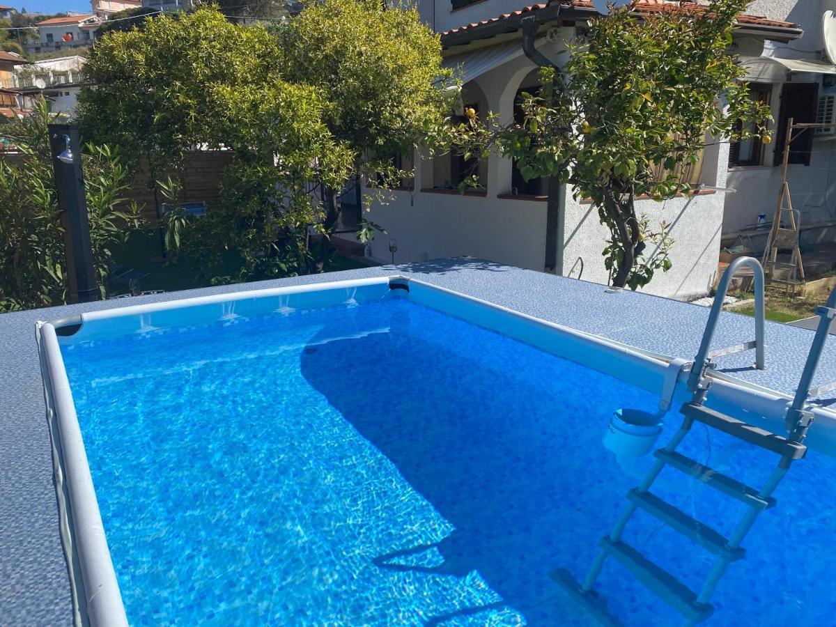 Casa Del Sole: Relax & Charme Nella Riviera Ligure Vila Camporosso  Exterior foto